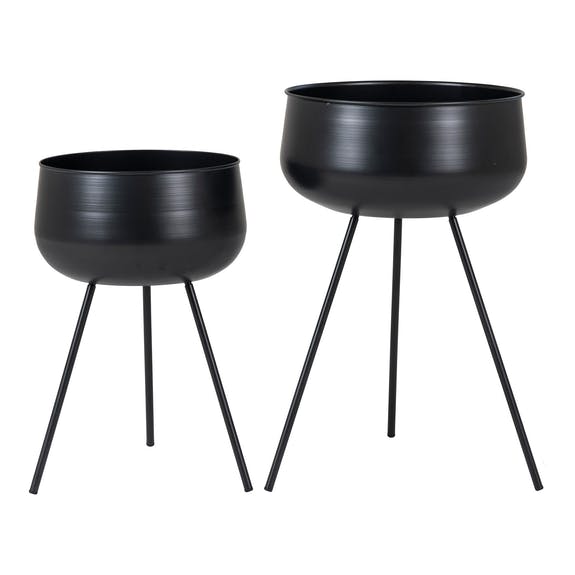 Set of 2 Ardola Plant pots in black